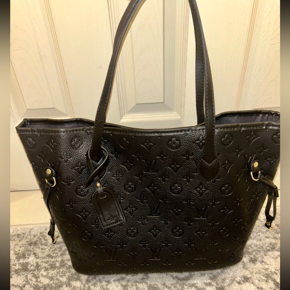 Louis Vuitton neverful tote leather embossed Black Monogram Shoulder Bag - Picture 1 of 4